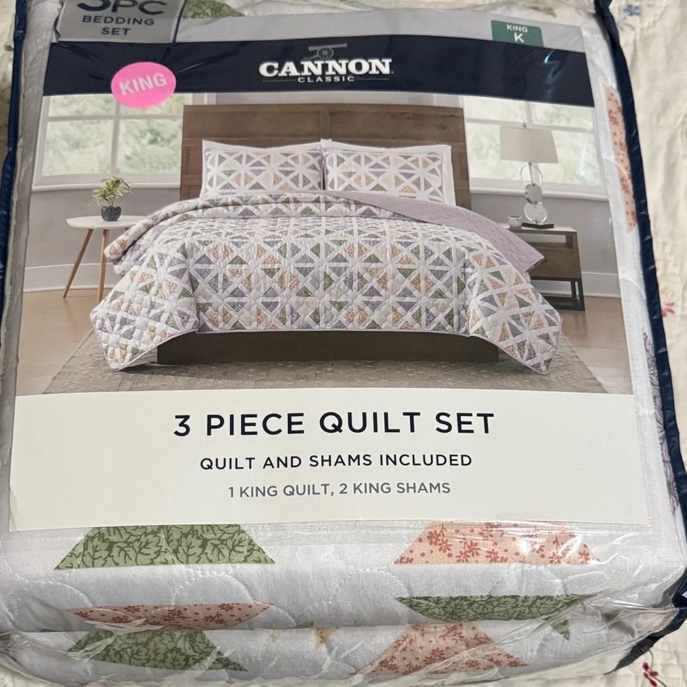 Canon Classic Quilt Set - White, Pink, and Green